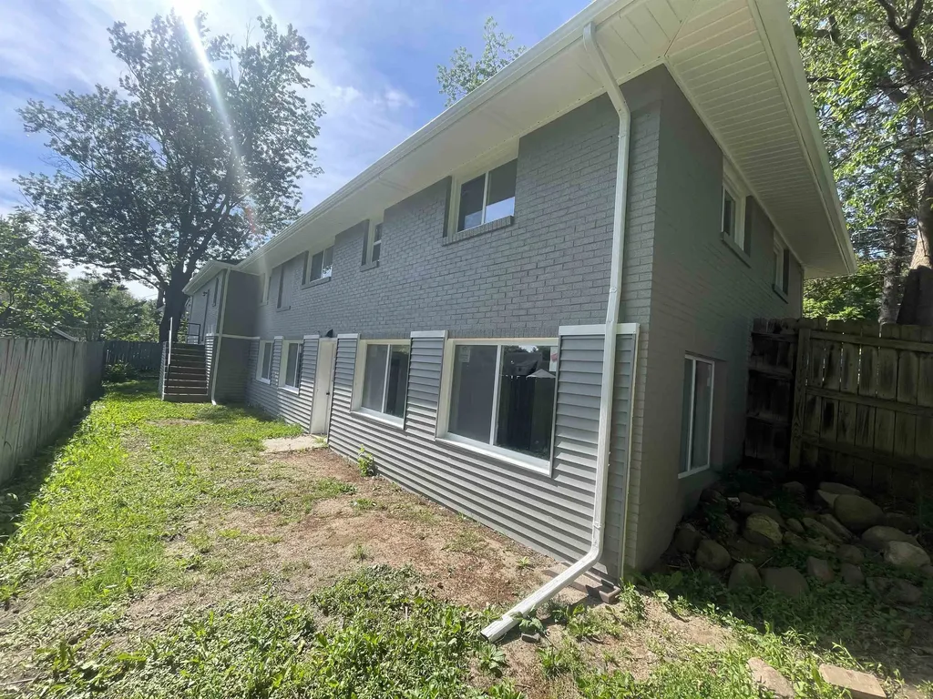 114 E Henry Street Flushing City MI 48433