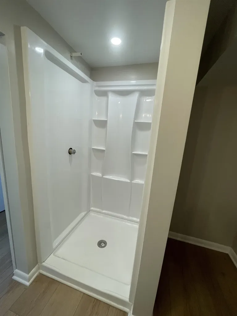 114 E Henry Street Flushing City MI 48433