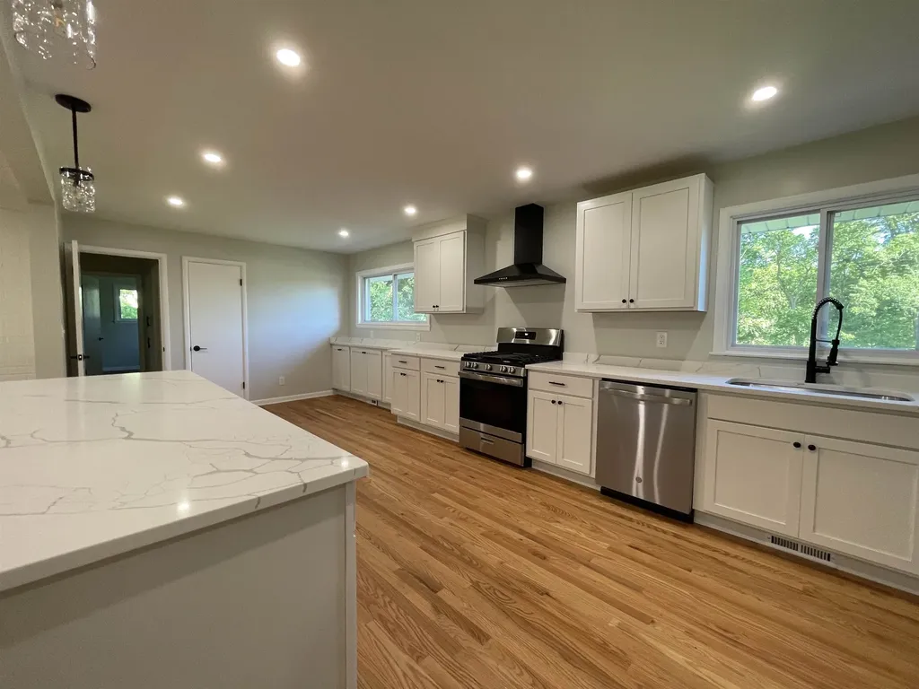 114 E Henry Street Flushing City MI 48433