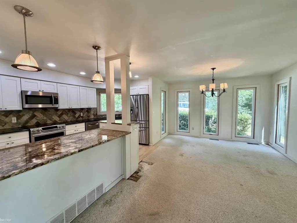 11820 Big Lake Road Springfield Charter Township MI 48350