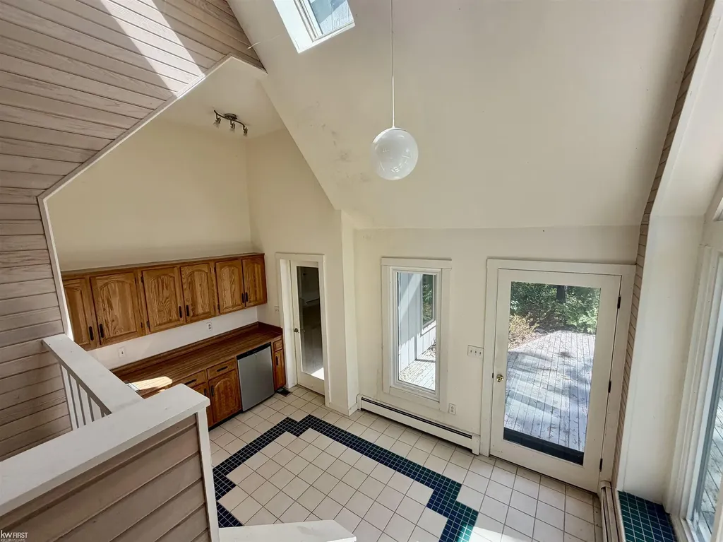 11820 Big Lake Road Springfield Charter Township MI 48350