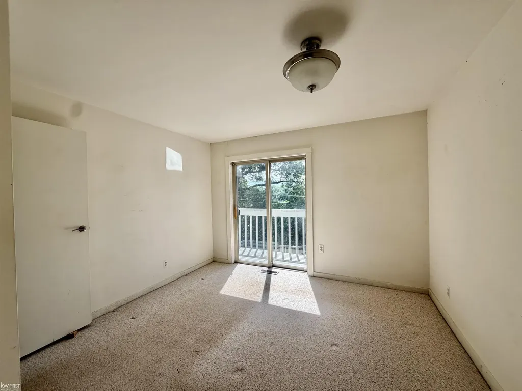 11820 Big Lake Road Springfield Charter Township MI 48350
