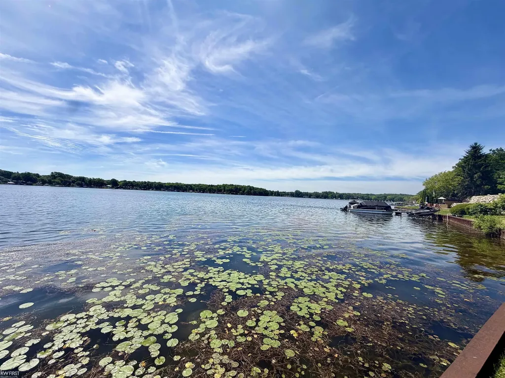 11820 Big Lake Road Springfield Charter Township MI 48350
