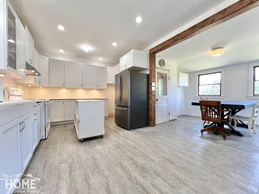 2687 N Geeck Road Caledonia Charter Township MI 48817
