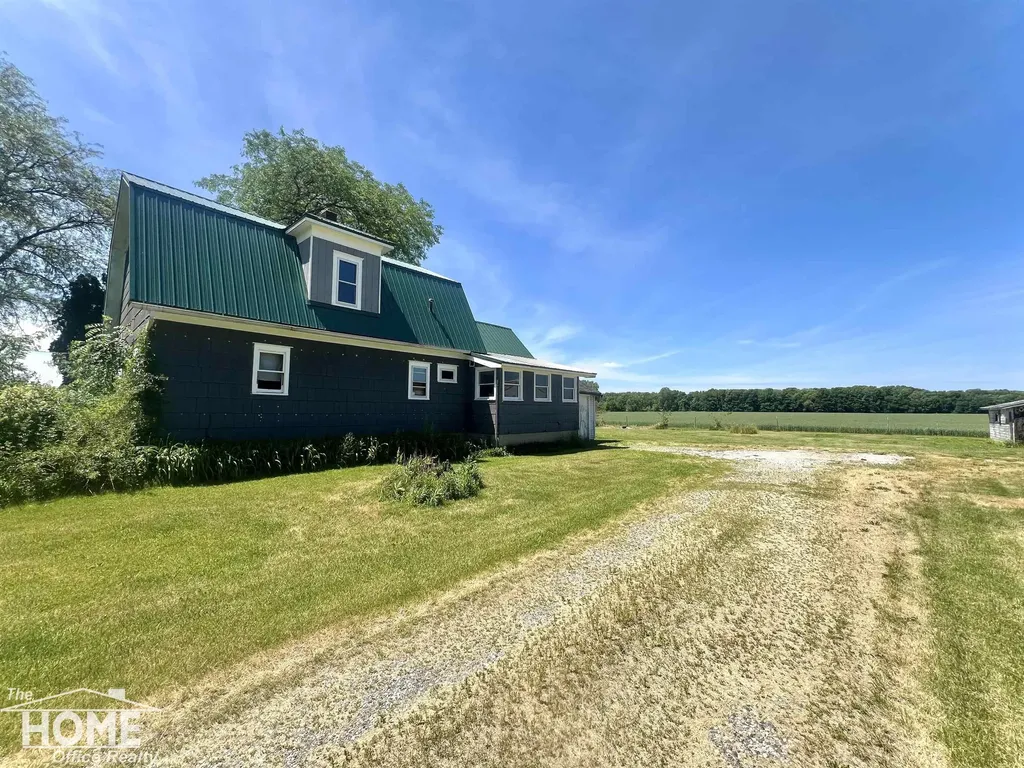2687 N Geeck Road Caledonia Charter Township MI 48817
