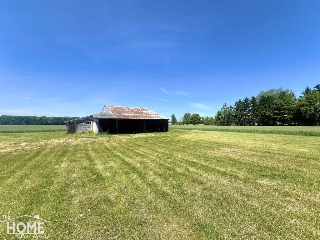 2687 N Geeck Road Caledonia Charter Township MI 48817