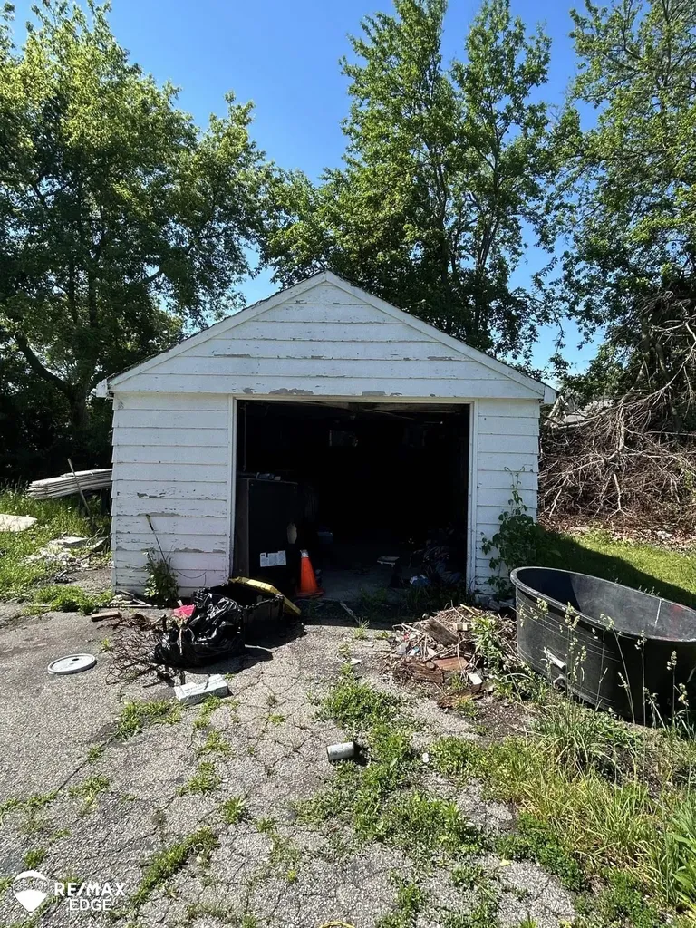 3326 Ruckle Street Saginaw City MI 48601