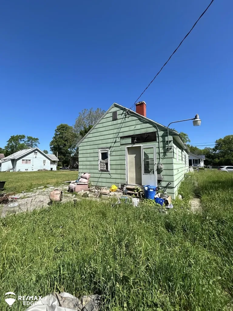3326 Ruckle Street Saginaw City MI 48601