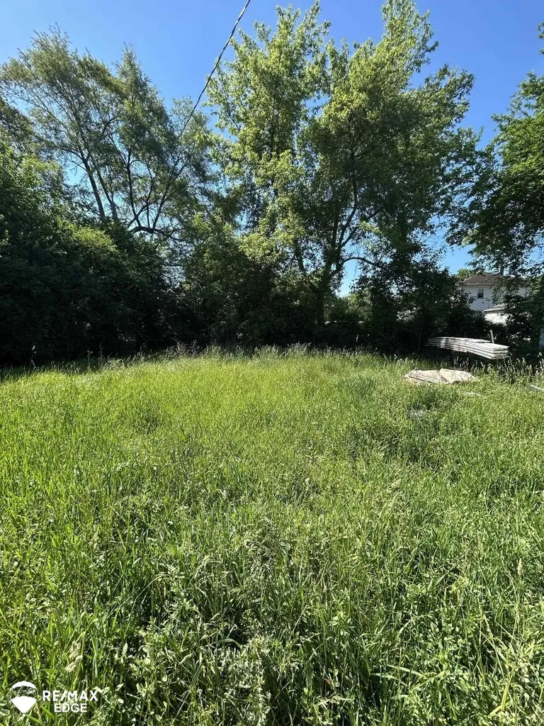 3326 Ruckle Street Saginaw City MI 48601