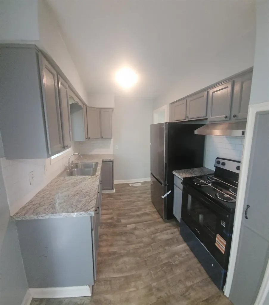 232 Tennyson Avenue Flint City MI 48507