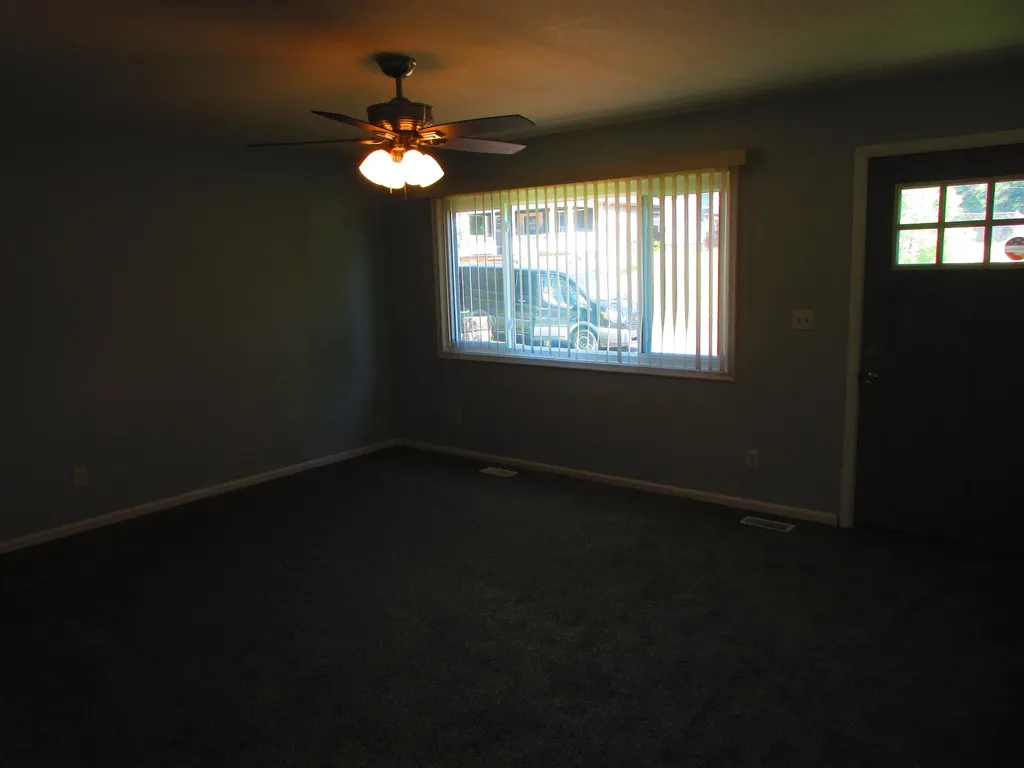 232 Tennyson Avenue Flint City MI 48507