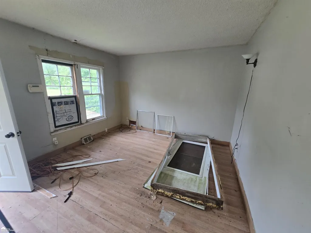 3233 Home Avenue Mt. Morris City MI 48504
