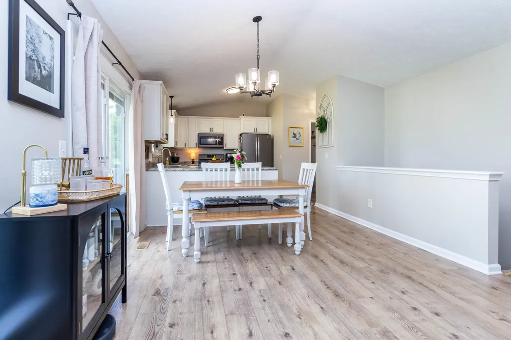 1818 Amberina Drive Delta Charter Township MI 48917