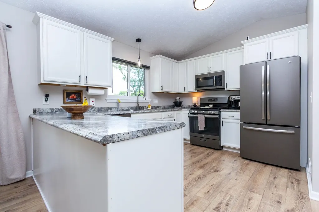1818 Amberina Drive Delta Charter Township MI 48917