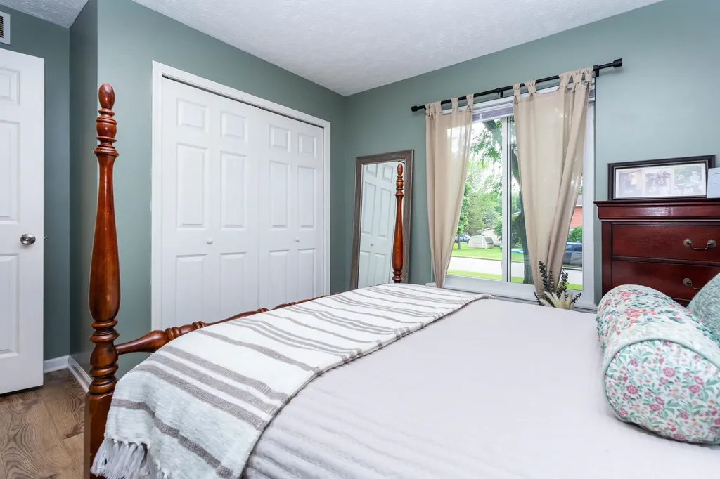 1818 Amberina Drive Delta Charter Township MI 48917