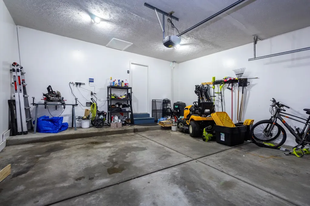 1818 Amberina Drive Delta Charter Township MI 48917