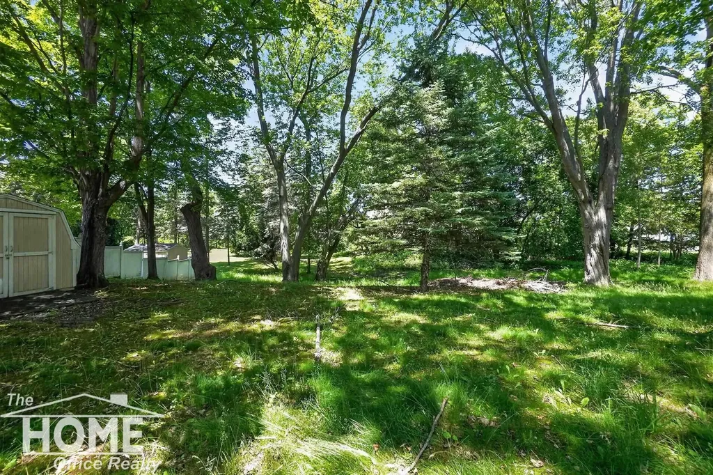 1208 Harding Avenue Owosso City MI 48867