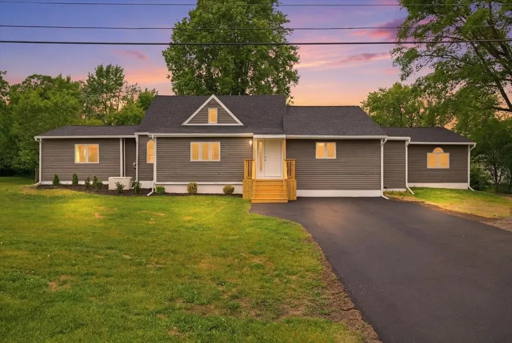 6456 W Court Street Flint Charter Township MI 48532