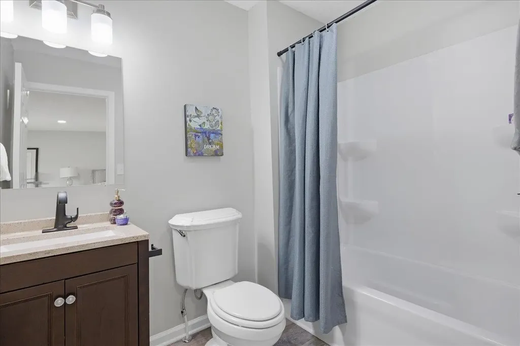 6456 W Court Street Flint Charter Township MI 48532