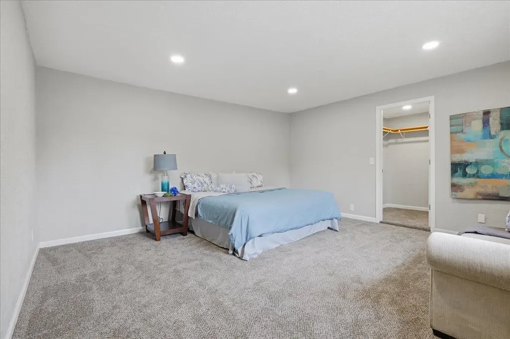 6456 W Court Street Flint Charter Township MI 48532