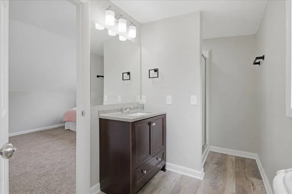 6456 W Court Street Flint Charter Township MI 48532