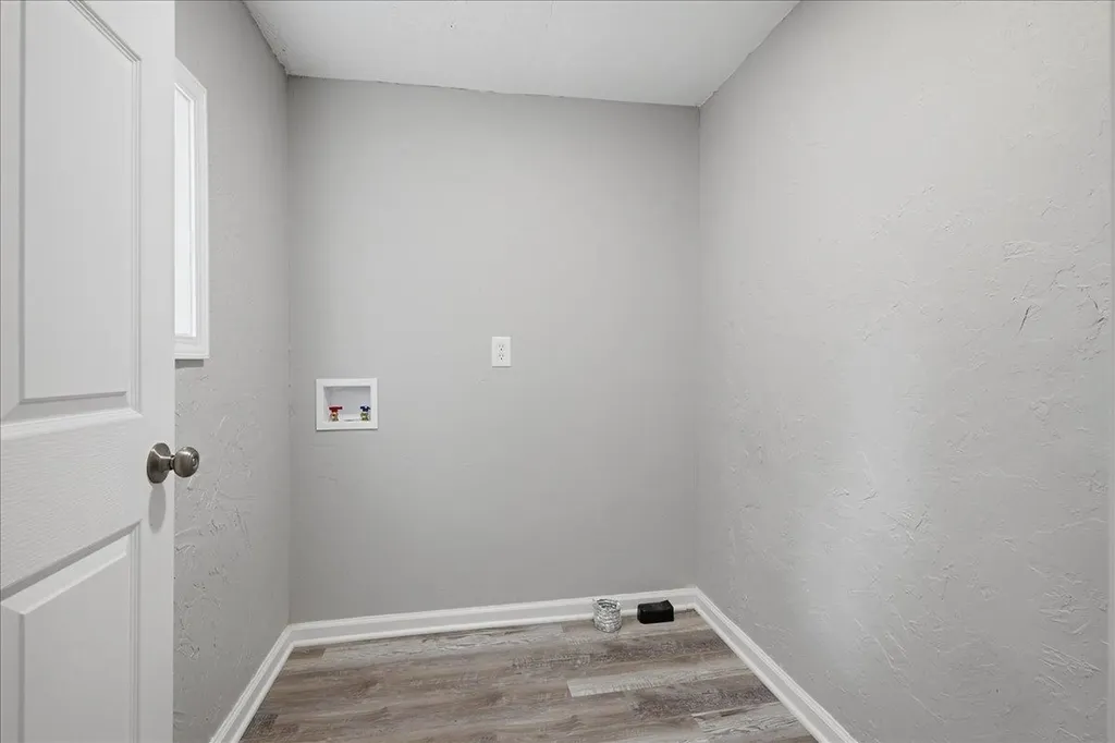 6456 W Court Street Flint Charter Township MI 48532