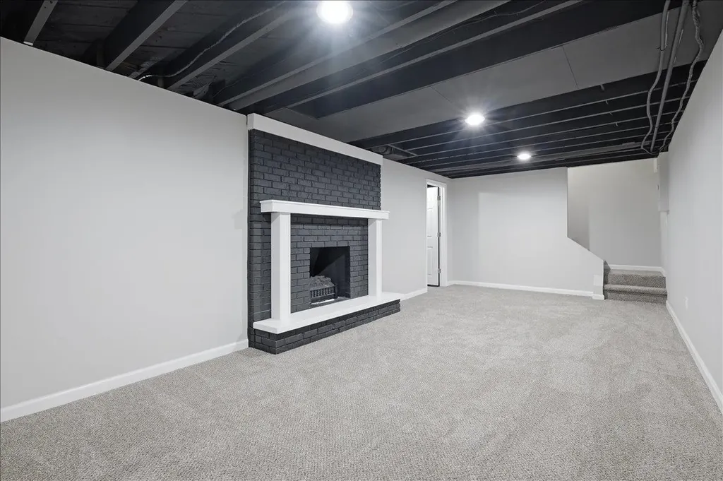 6456 W Court Street Flint Charter Township MI 48532