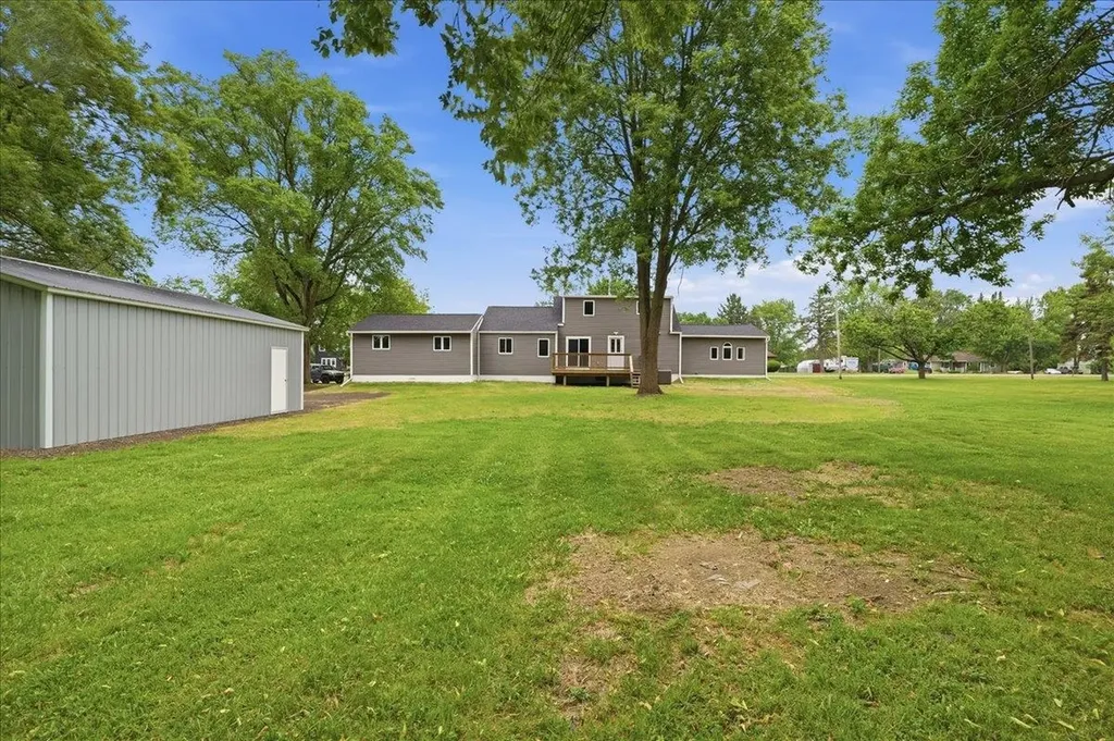 6456 W Court Street Flint Charter Township MI 48532
