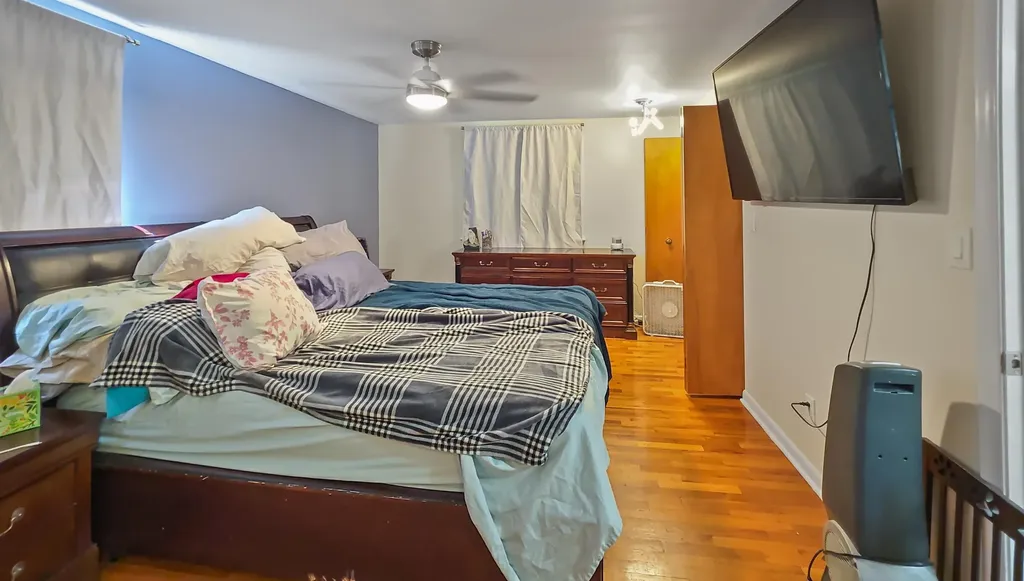 6089 N Seymour Road Flushing Charter Township MI 48433