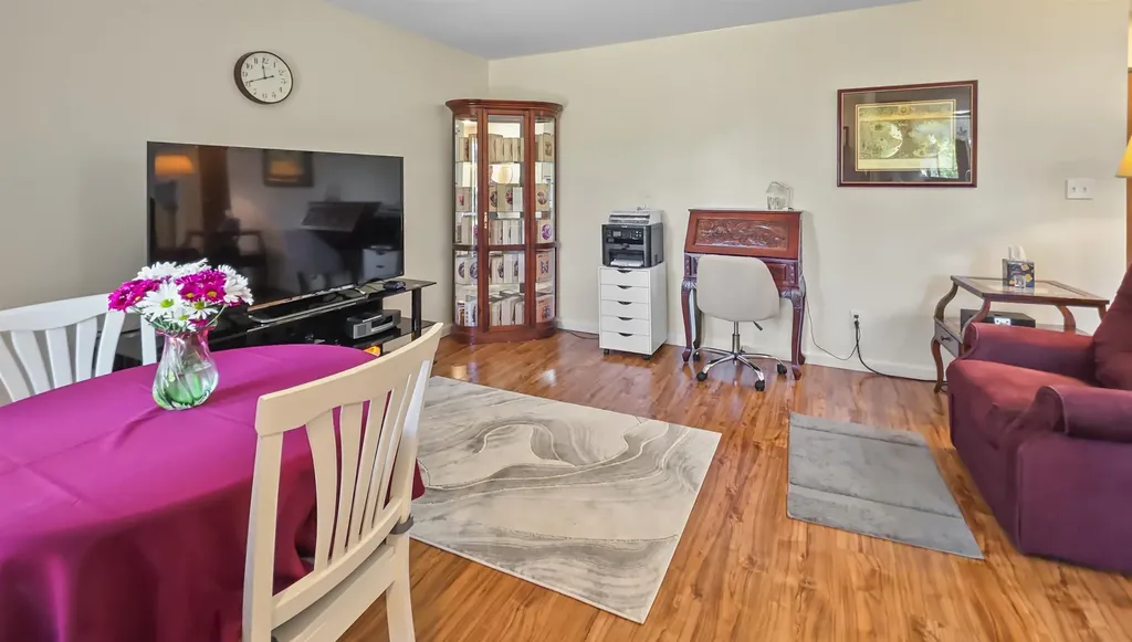6089 N Seymour Road Flushing Charter Township MI 48433