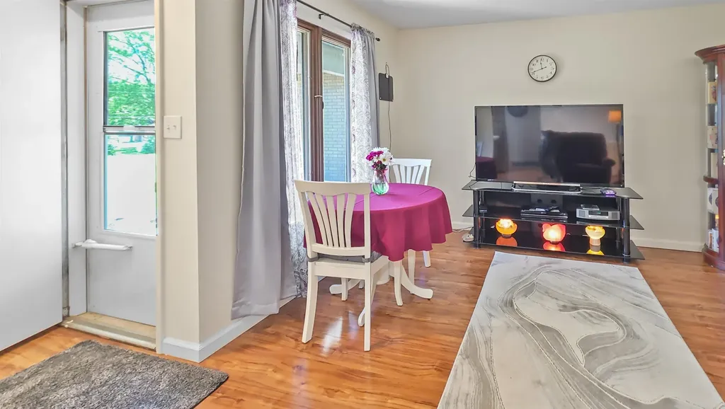 6089 N Seymour Road Flushing Charter Township MI 48433