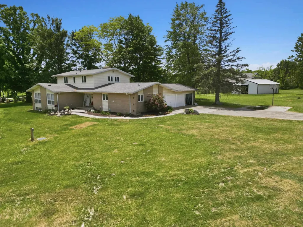 6089 N Seymour Road Flushing Charter Township MI 48433