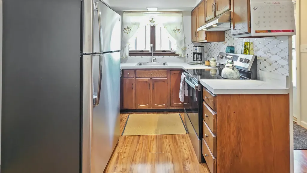 6089 N Seymour Road Flushing Charter Township MI 48433