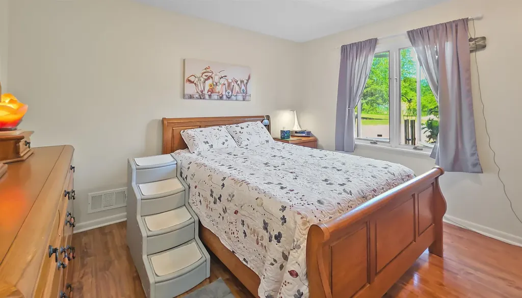 6089 N Seymour Road Flushing Charter Township MI 48433