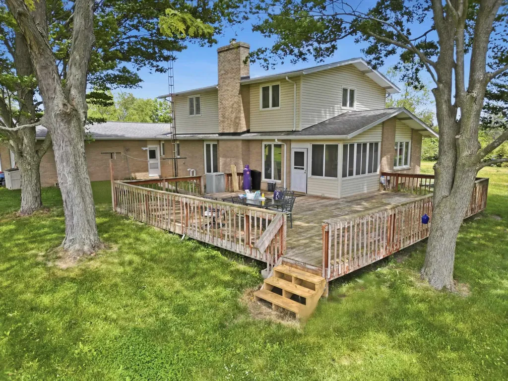 6089 N Seymour Road Flushing Charter Township MI 48433