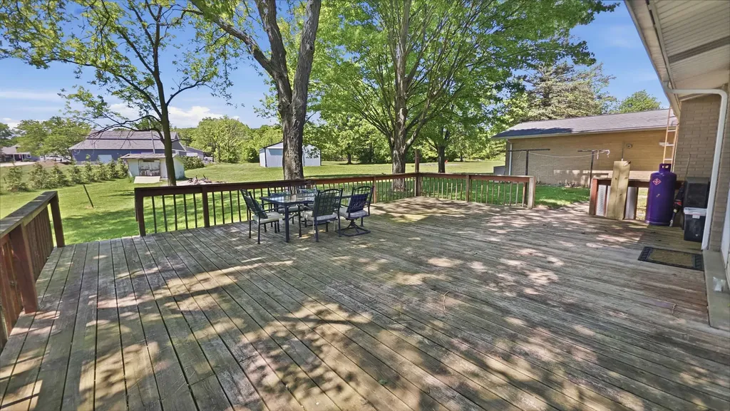6089 N Seymour Road Flushing Charter Township MI 48433