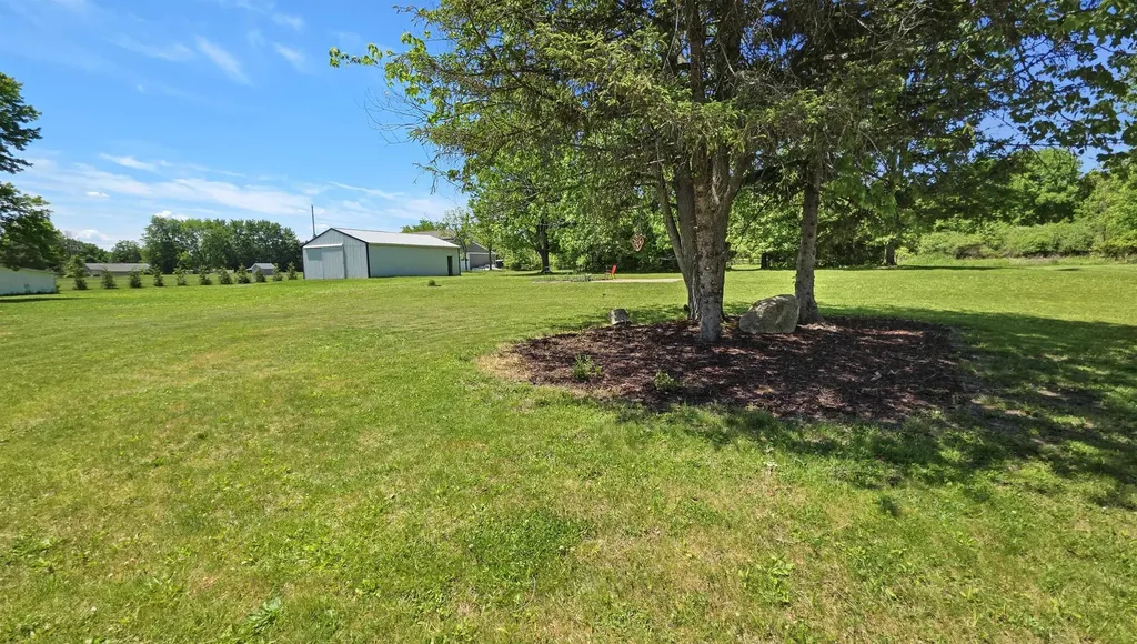 6089 N Seymour Road Flushing Charter Township MI 48433