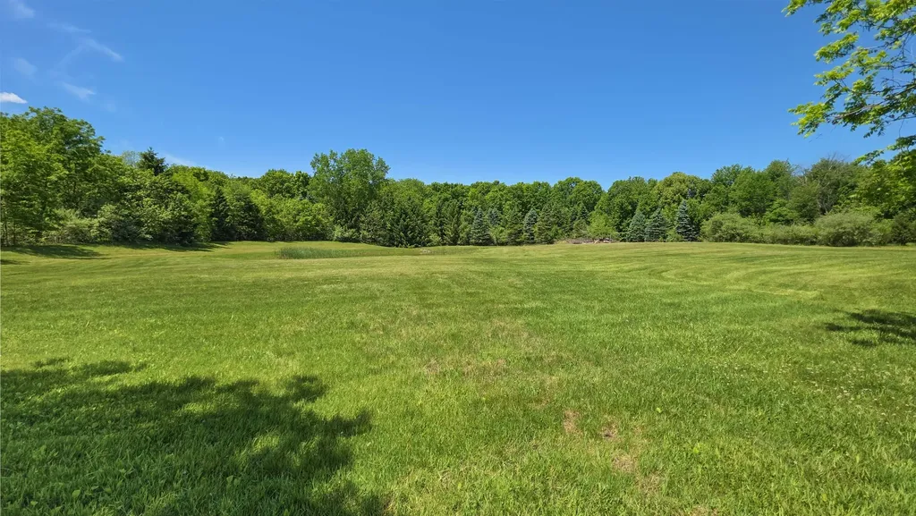 6089 N Seymour Road Flushing Charter Township MI 48433