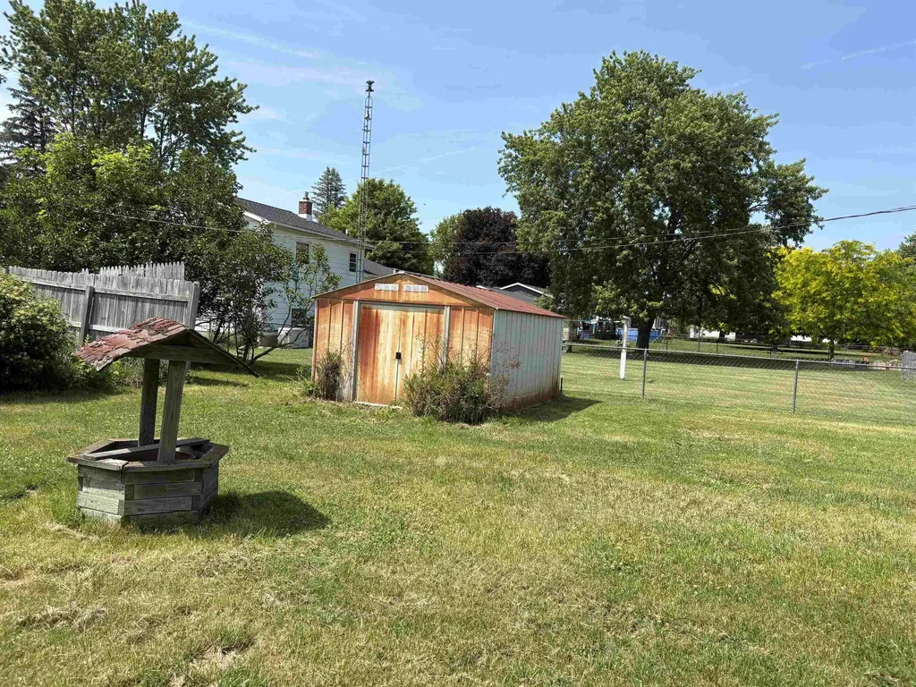 6061 Duffield Road Swartz Creek City MI 48473
