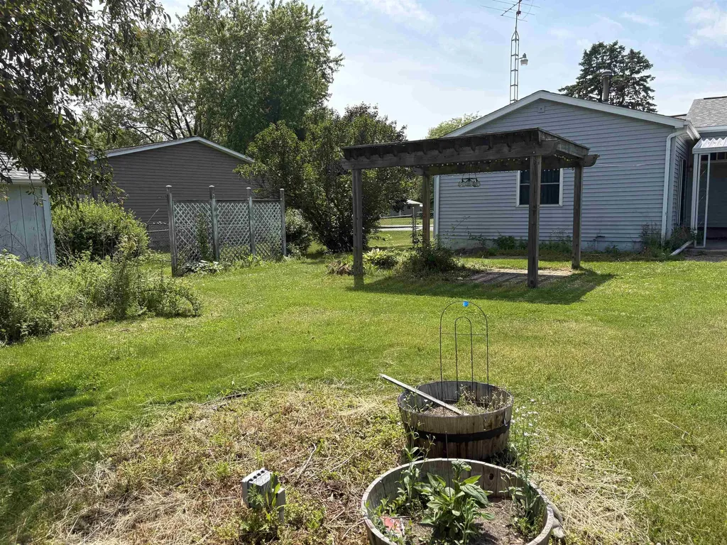 6061 Duffield Road Swartz Creek City MI 48473