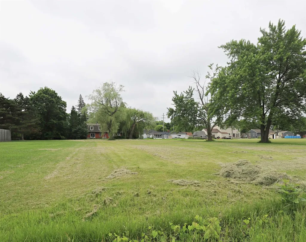 Hemphill Road Flint Charter Township MI 48507