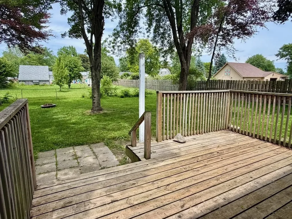 605 E Liberty Street Chesaning Village MI 48616