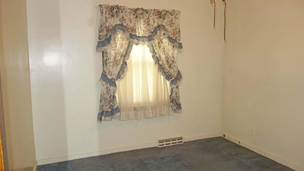 326 S Clark Street Chesaning Village MI 48616
