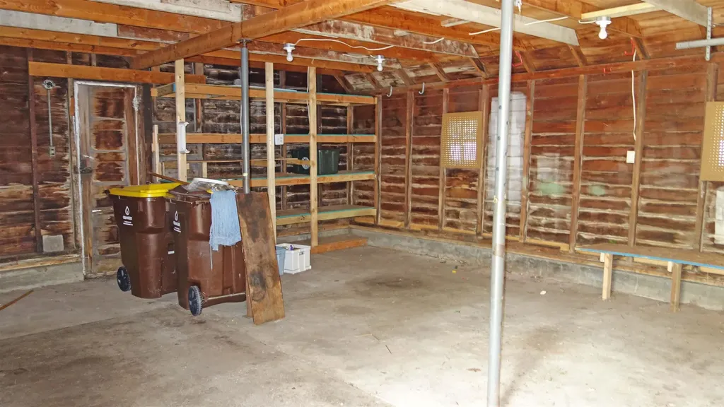 326 S Clark Street Chesaning Village MI 48616