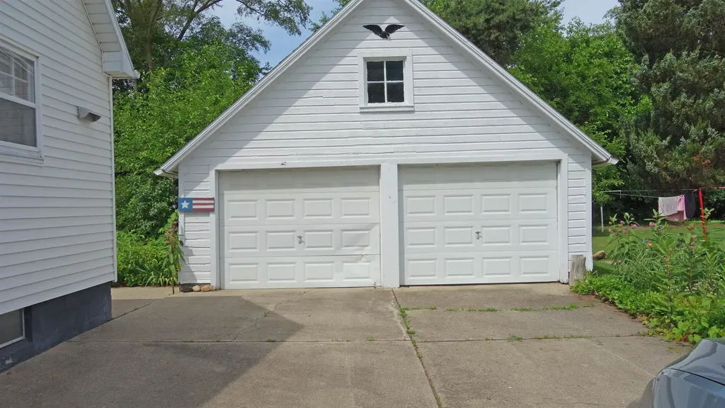 326 S Clark Street Chesaning Village MI 48616