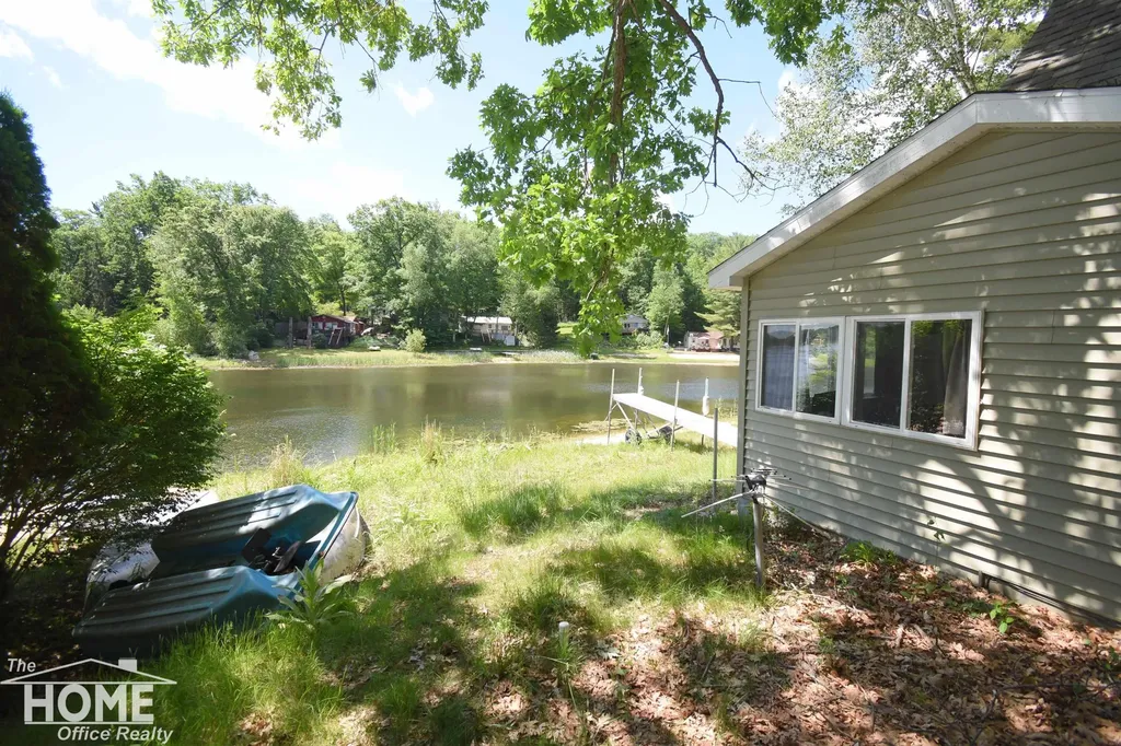 1121 & 1131 Lake Drive Lincoln Township MI 48625