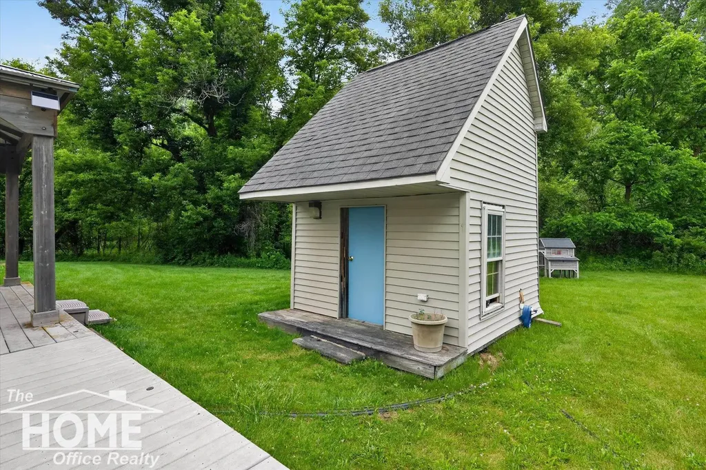 3323 S M-52 Road Bennington Township MI 48867