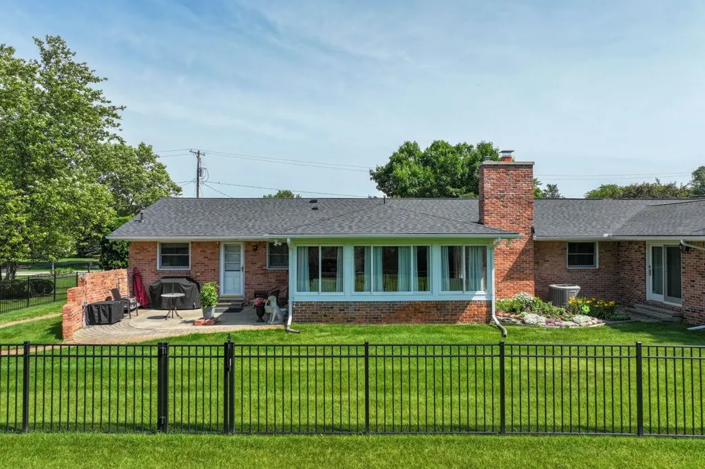 5466 Coral Ridge Drive Grand Blanc Charter Township MI 48439