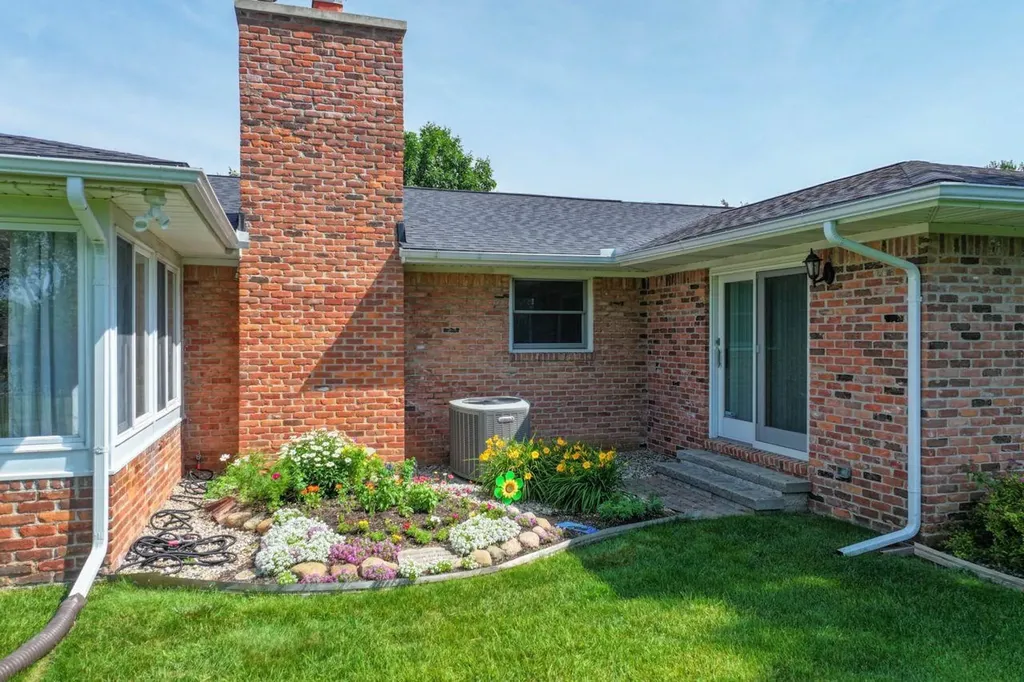 5466 Coral Ridge Drive Grand Blanc Charter Township MI 48439