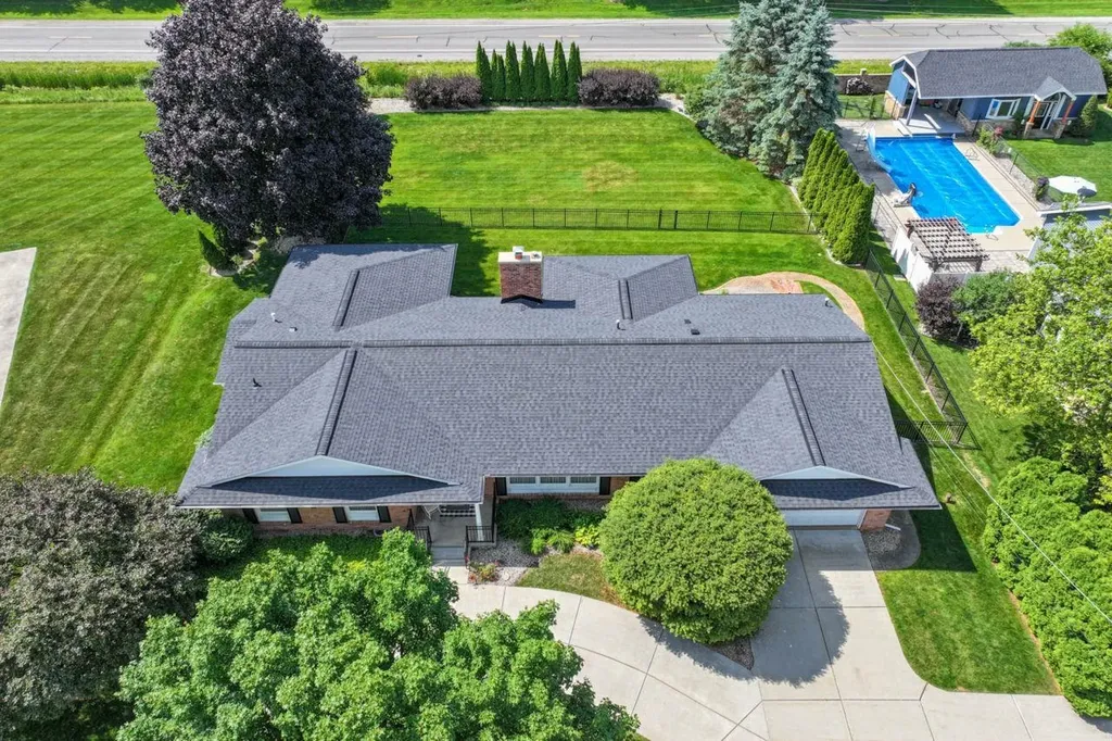 5466 Coral Ridge Drive Grand Blanc Charter Township MI 48439